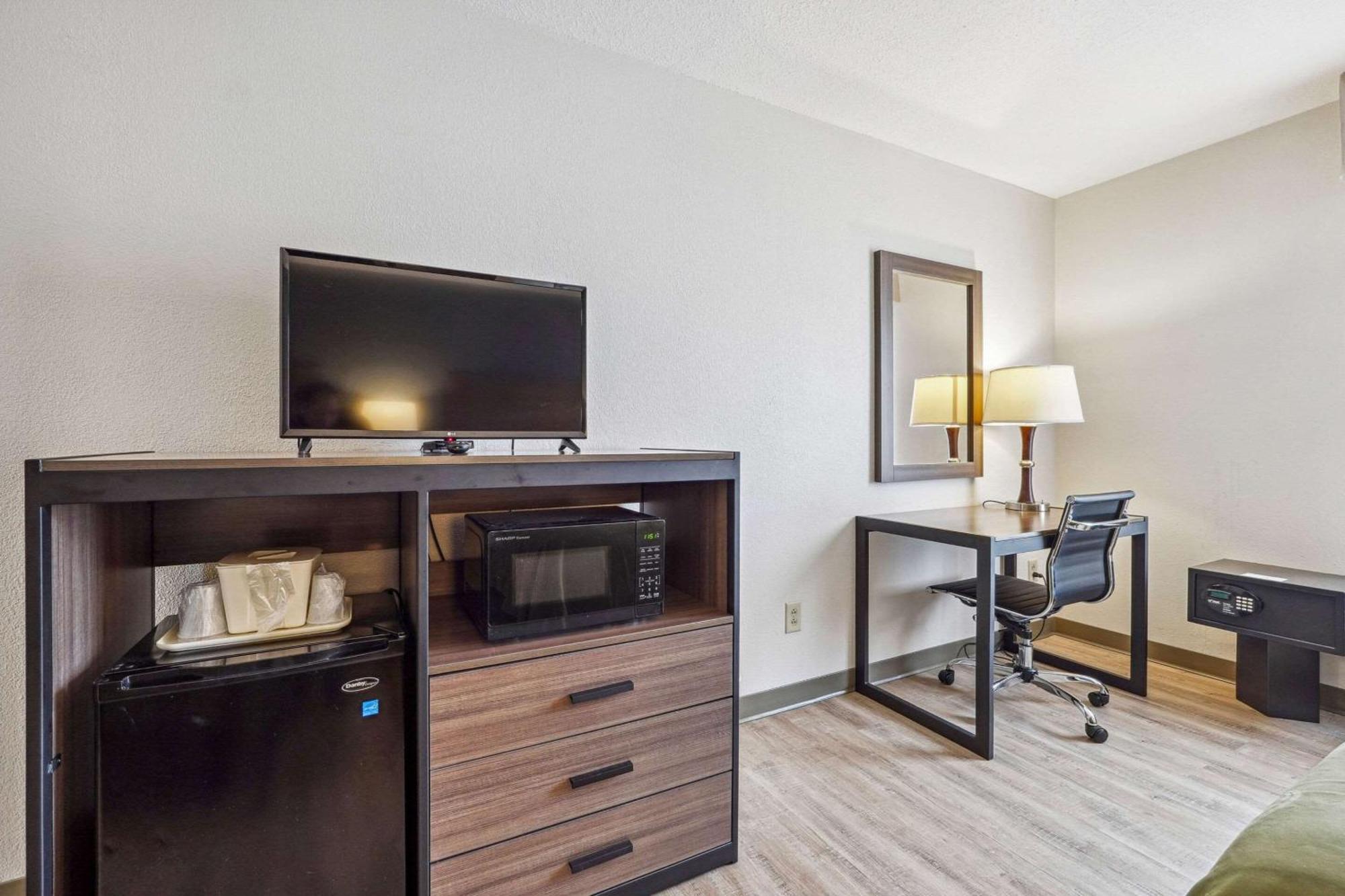 Quality Inn & Suites Dawsonville Exterior foto